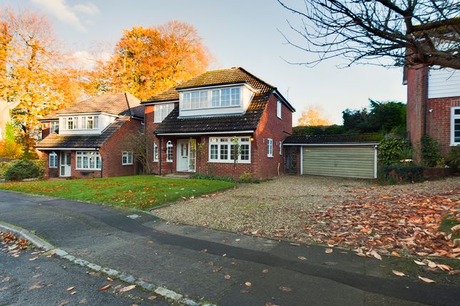Thumbnail Detached house for sale in Allison Gardens, Purley On Thames, Reading