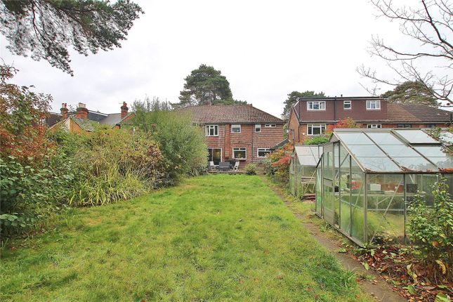 208, Connaught Road, Woking photo 4