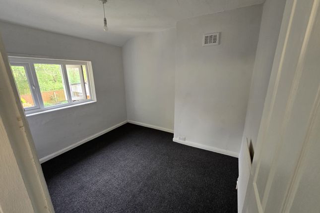 Semi-detached house to rent in Green Park Road, Dudley