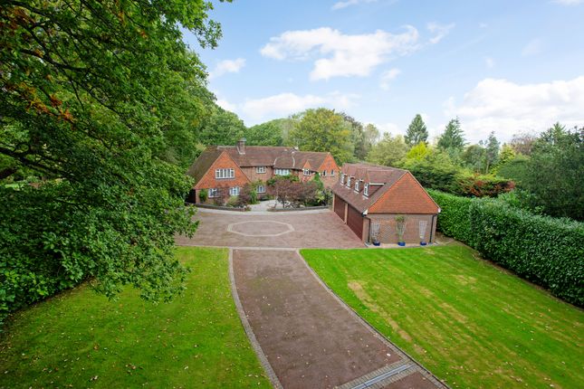 Detached house for sale in The Glade, Tadworth