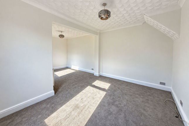 1, Woodstock Road, Gosport photo 4