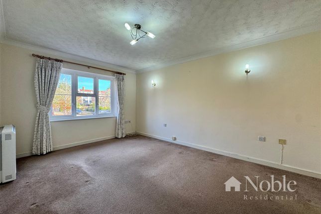 39 Queenswood House, Eastfield Road, Brentwood photo 2