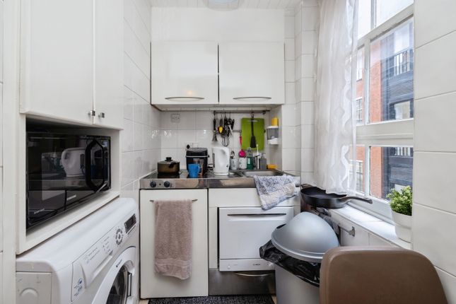 Flat 22/Victoria Chambers, Paul Street, London photo 4