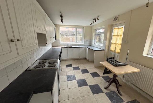 7, Bacheler Street, Hull photo 5