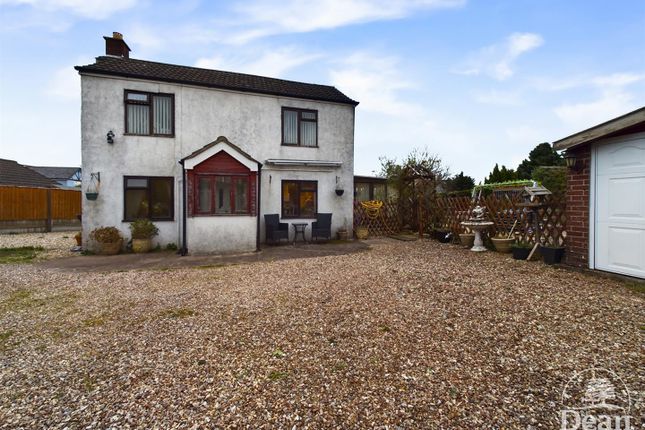 Thumbnail Cottage for sale in Coverham Road, Berry Hill, Coleford