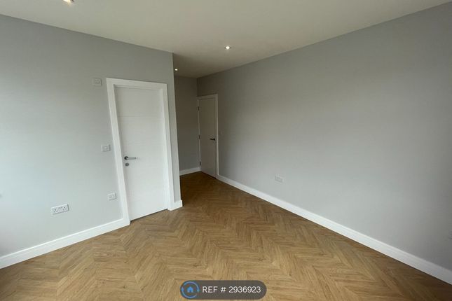 Flat, Footscray Road Eltham, London photo 4