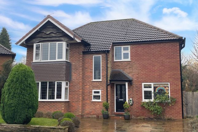 3 bed detached house for sale in Manor Close, Wilmslow SK9