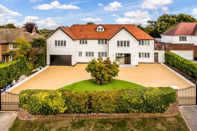 Detached house for sale in Golf Side, Sutton