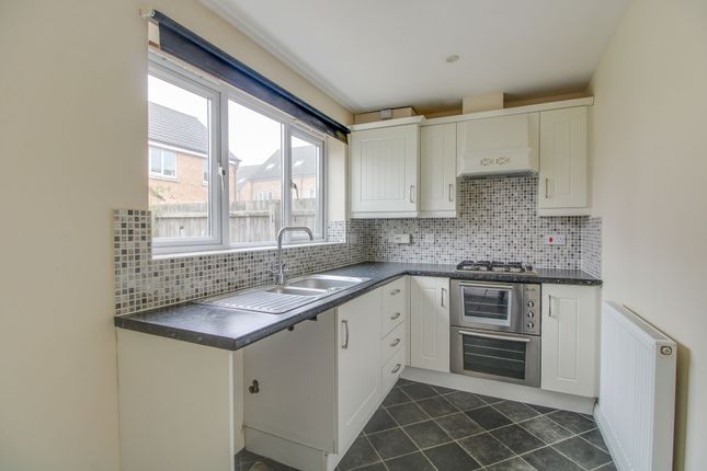 97 Heron Croft, Ely photo 3