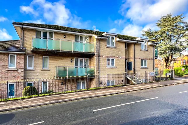 Flat for sale in Swan Court, 46 Cobden Avenue, Southampton, Hampshire