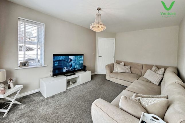 11, Tolmie Close, Spennymoor photo 3