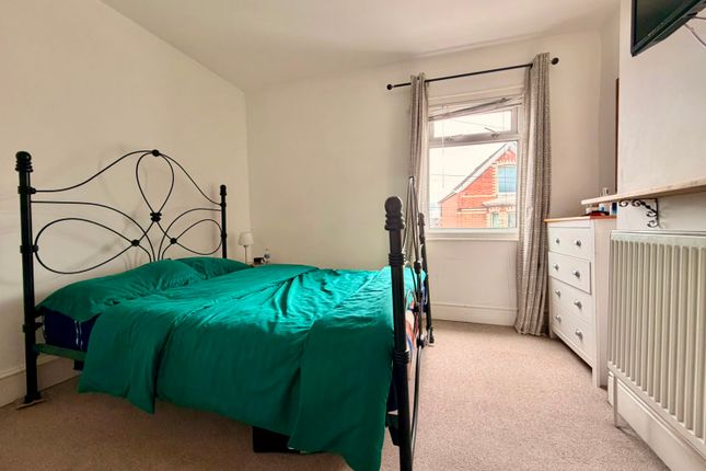 14, East Wonford Hill, Exeter photo 4