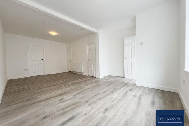 11, Hall Street, Aberdare photo 2