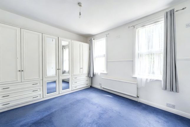 49A,, Miles Road, Mitcham photo 4