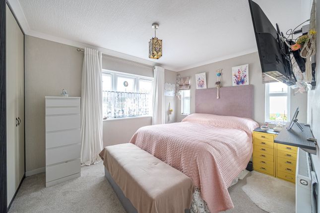 Meadowlands Court,2 Foxglove Crescent, Bude photo 4