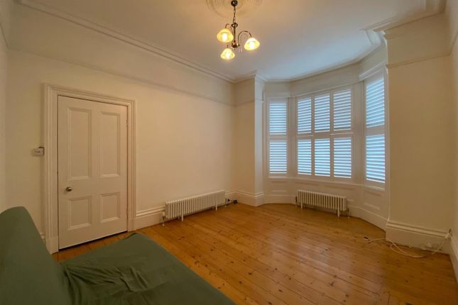 37, Whitelow Road, Chorlton photo 2