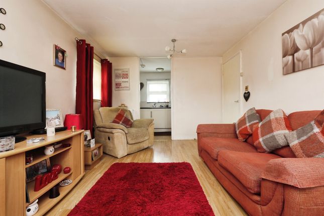 59, Larwood Avenue, Worksop photo 2