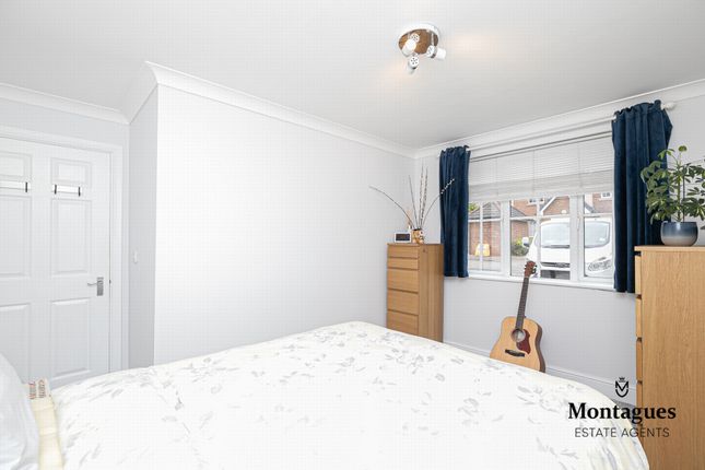 Flat for sale in Addison Court, Epping