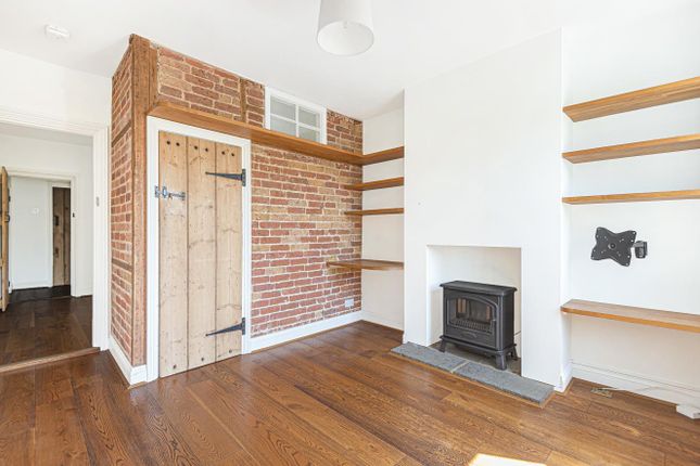 2 Burwood Cottages, One Tree Hill Road, Guildford photo 3