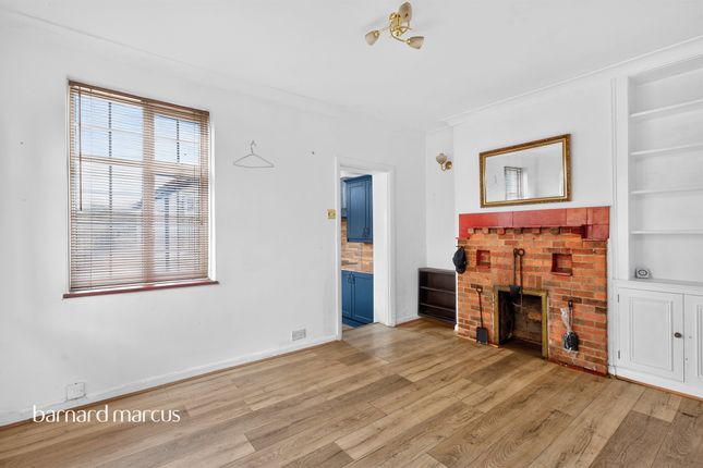 37, Woodlands Road, Epsom photo 2