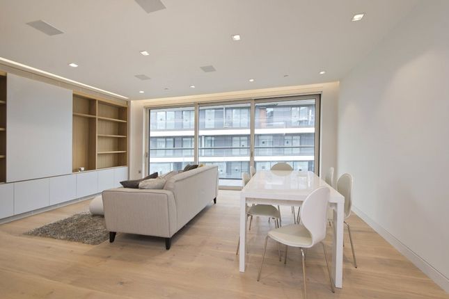 Thumbnail Flat to rent in Tudor House, Duchess Walk, London