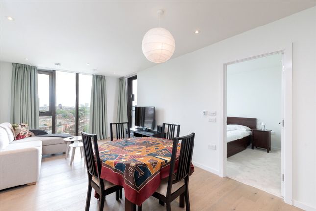 Flat to rent in St. Gabriel Walk, Elephant And Castle
