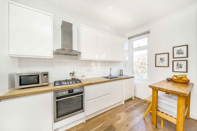Lucien Road, London photo 3