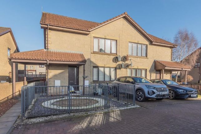 Thumbnail Flat to rent in Carpenters Wynd, Alloa