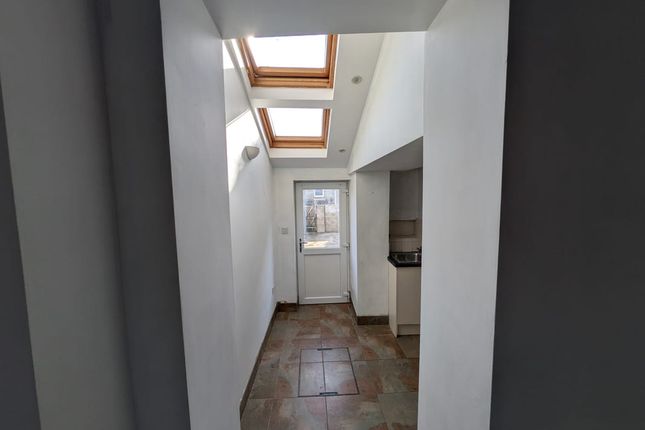 26, Evans Street, Barry photo 5