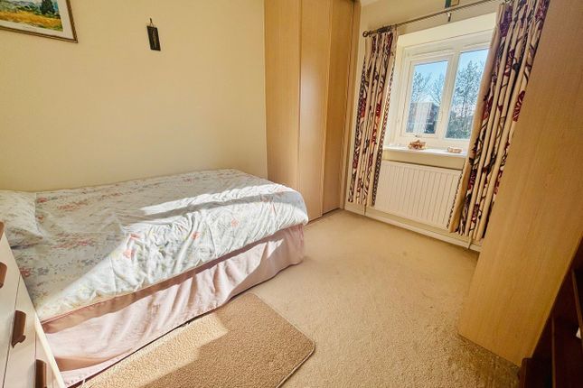 23 Broad Oak Coppice, St Marks Close, Bexhill on Sea photo 4