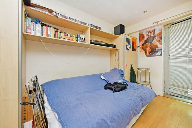 1-bed studio on Flat 16, Mayfair House, 59, Regent Street, Plymouth, £75,000