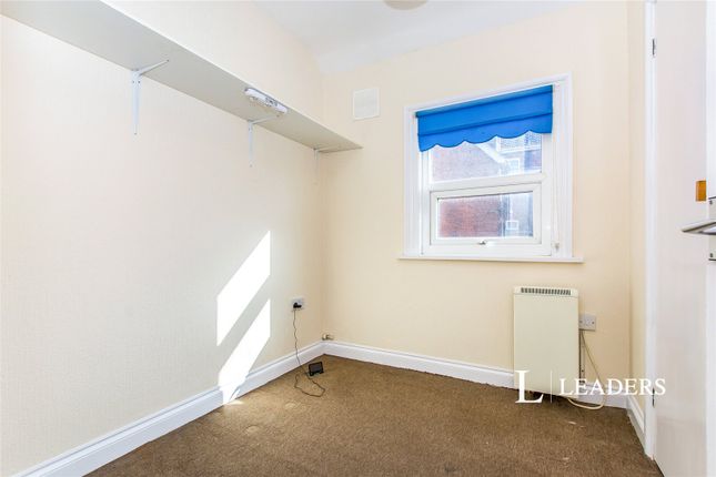 15A, Algitha Road, Skegness photo 5