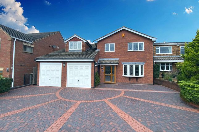 Thumbnail Detached house for sale in Greenside Close, Nuneaton