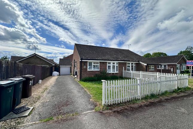 2-bed house on 29, Hawks Way, Ashford, £300,000