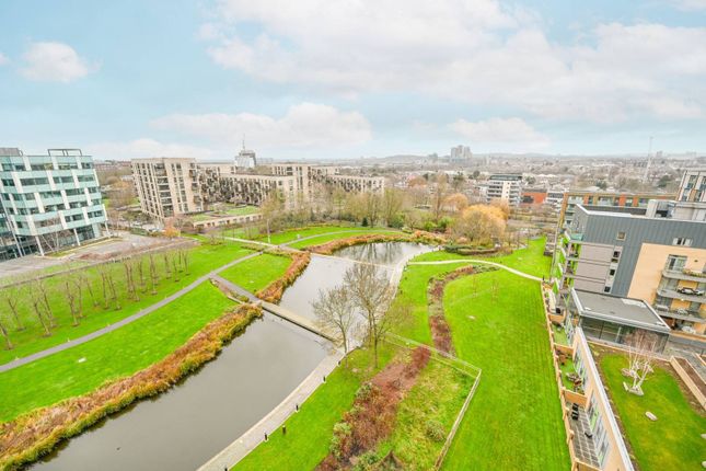 3-bed flat on Regency Heights, Park Royal, £575,000
