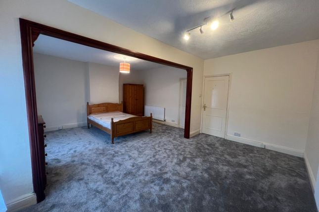 79B, High Street, BARRY photo 5