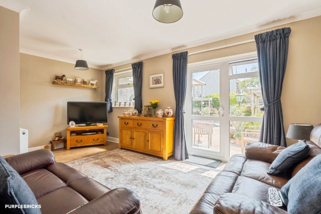 25, Grand Avenue, Wick, Littlehampton photo 4