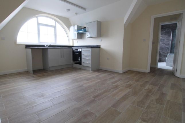 Apartment 4 New Airedale Hotel, Apt 4 197, Holywell Lane, Castleford photo 3