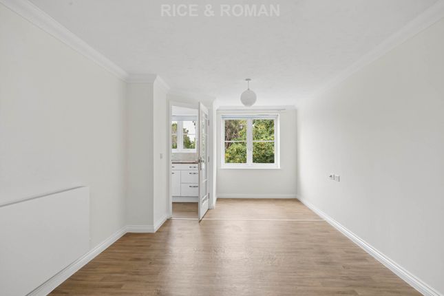 56 Ash Lodge, Churchfield Road, Walton On Thames photo 4
