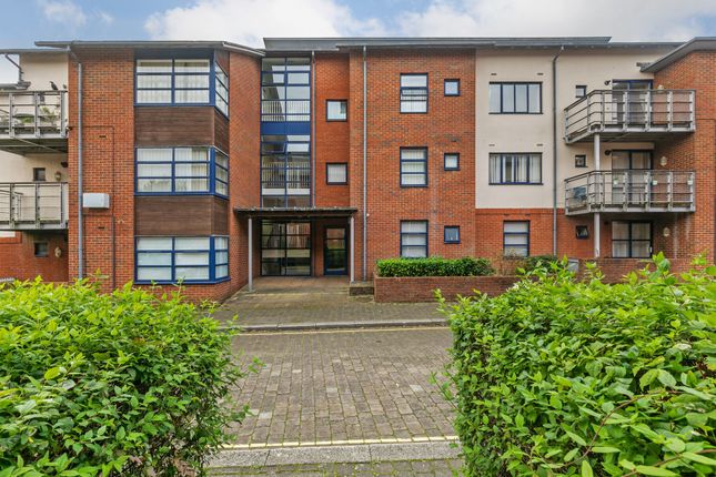 35 Silchester Place, Winchester photo 3