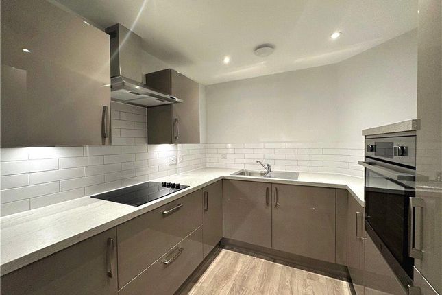 28 Jubilee Lodge, Crookham Road, Fleet photo 3