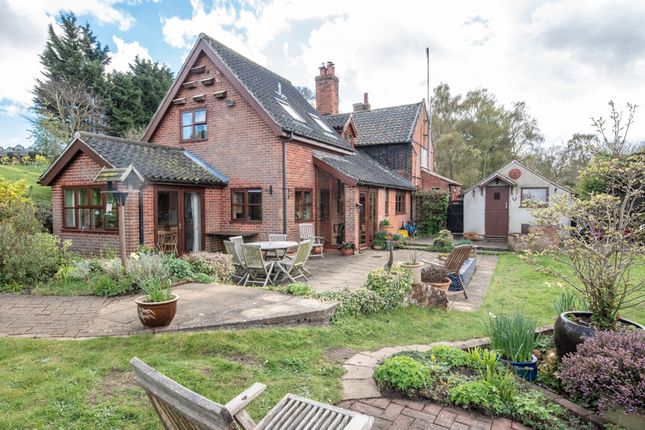 Thumbnail End terrace house for sale in The Common, Leiston, Suffolk, 4Up