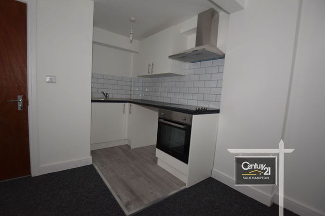 Flat 4,  6, Jonas Nichols Square, Southampton photo 3