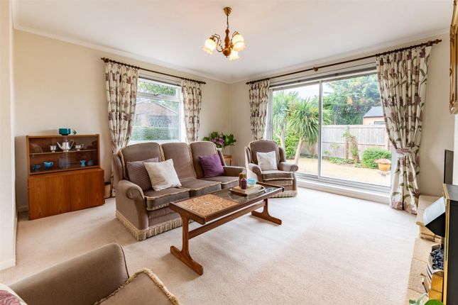 Appledene, 26 Iford Close, Bristol photo 4