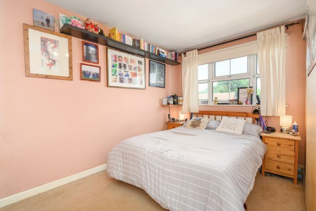 End terrace house for sale in Thorneycroft Close, Walton-On-Thames