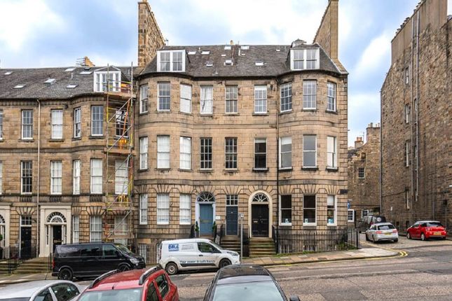 Thumbnail Flat to rent in North Castle Street, City Centre, Edinburgh