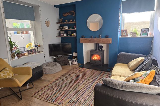 4 Minffrwd Terrace,, Ceunant, Gwynedd photo 3