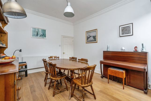 5a, Brandon Road, Southsea photo 4