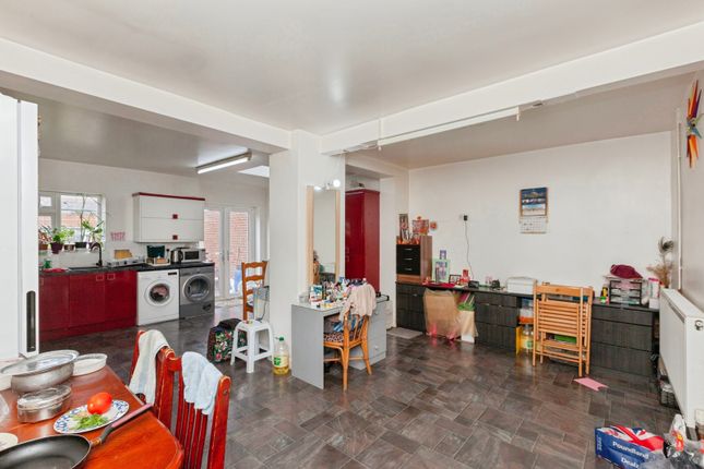 74, Belper Street, Leicestershire photo 4