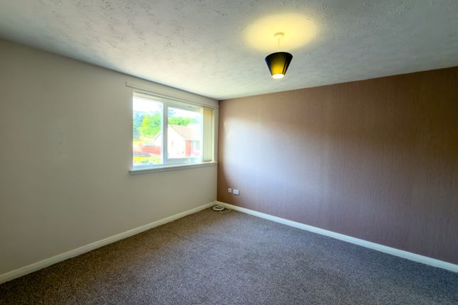 18, Beaufort Crescent, Kirkcaldy photo 4